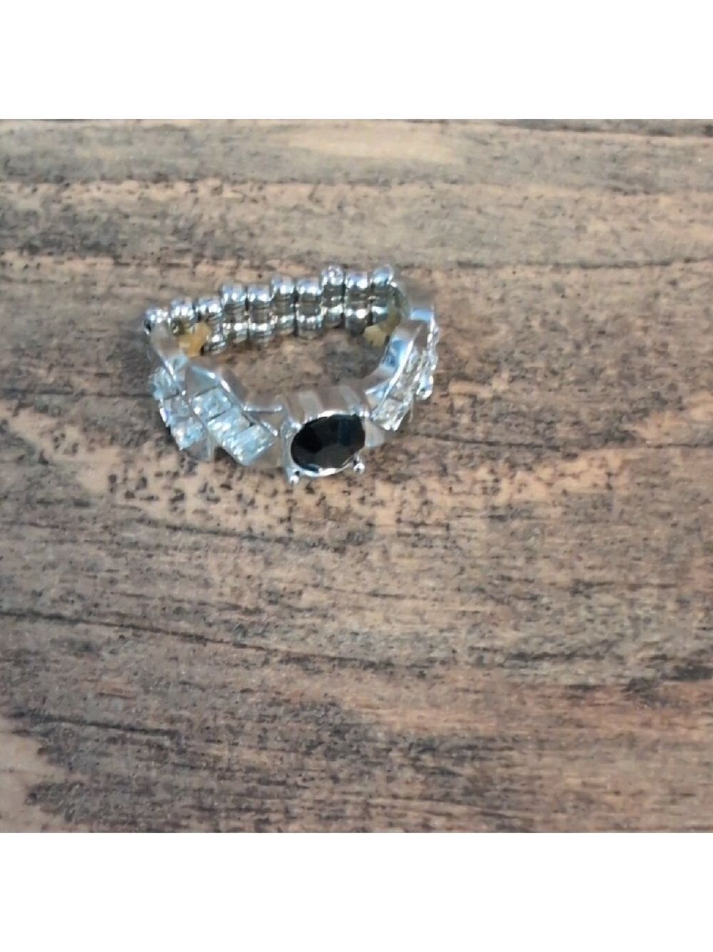 Sophisticated Silver Ring with Black Stone